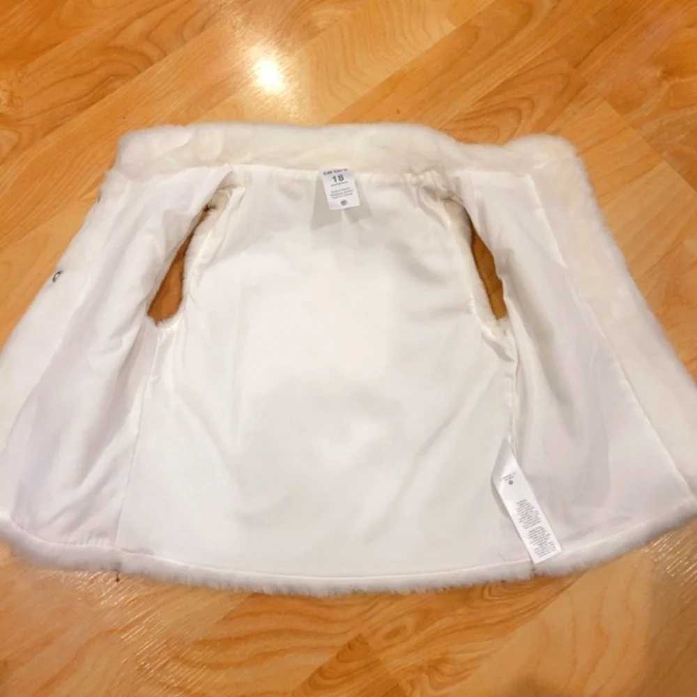 Carter's Snap Faux Fur White Vest Size 18 Months New